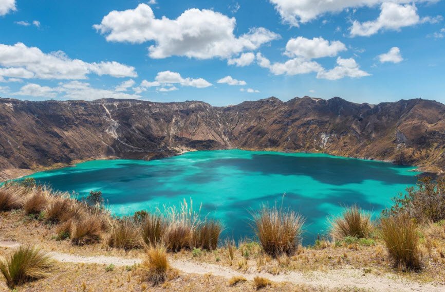 Quilotoa Crater Lake, Cotopaxi Province, Ecuador